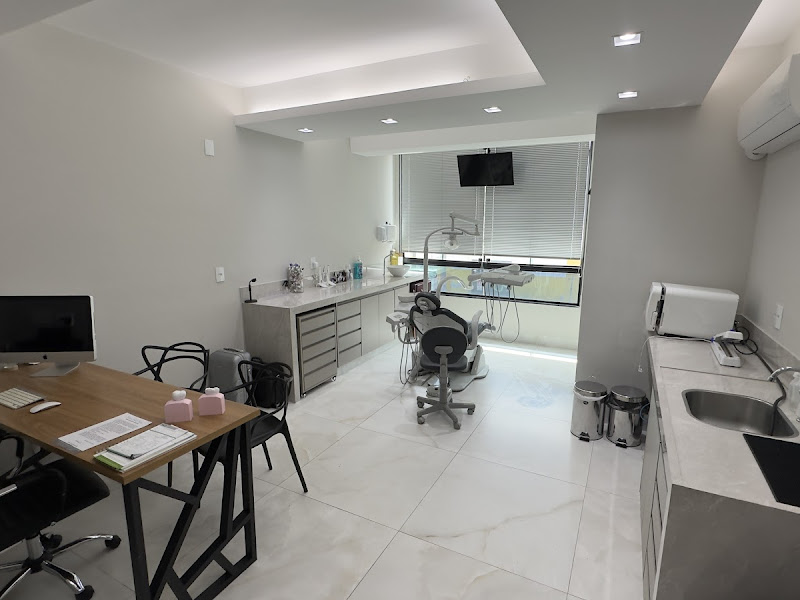 Foto de Dr. Anderson Freitas Mourão | Odontologia Avançada