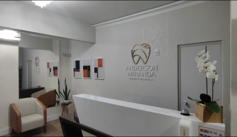 Foto 2 de Dr. Anderson Miranda - Odontologia