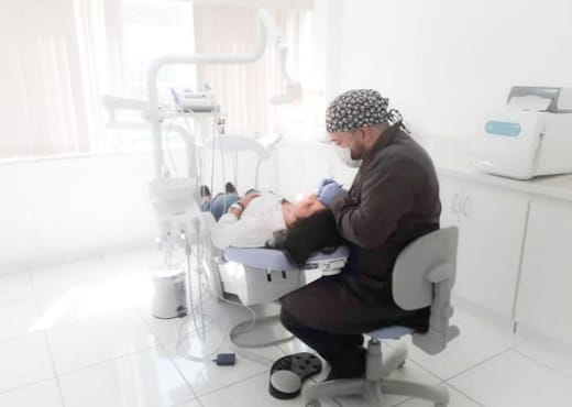 Foto 2 de Dr. Andre Almeida Odontologia