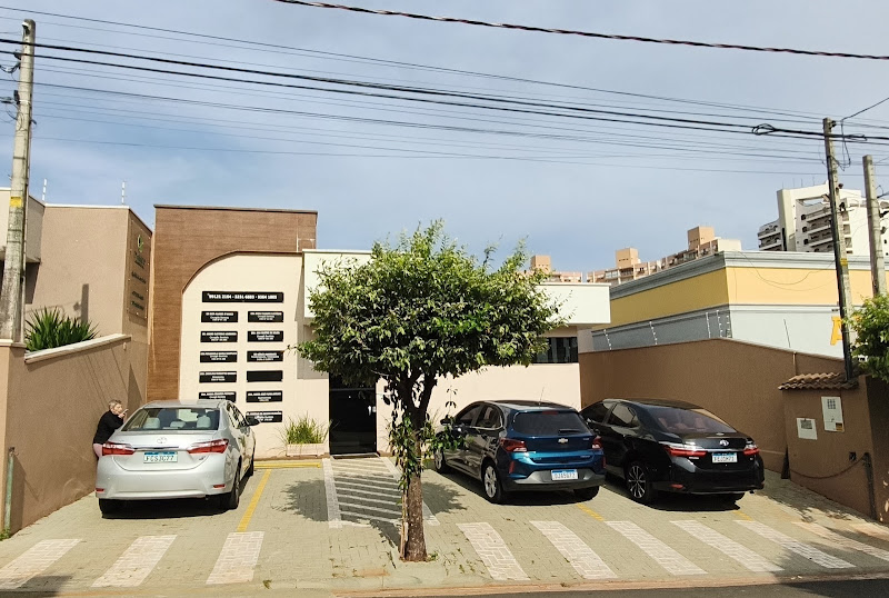 Foto 3 de Dr. André Custódio Lombardi - Especialista em Implantodontia e Clínico Geral em São José do Rio Preto