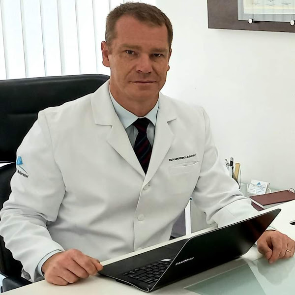 Foto 2 de Dr. André Ricardo Buttendorf