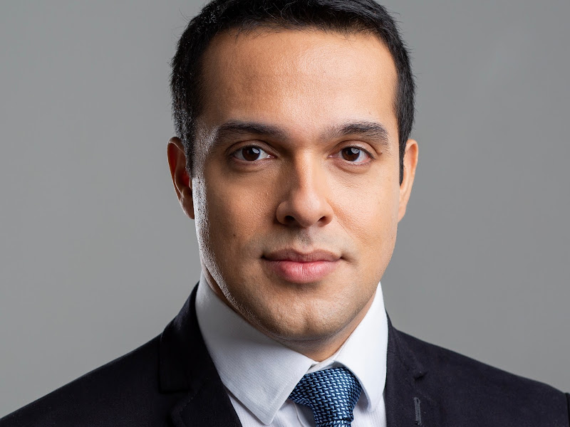 Foto de Dr. André Serra - Cirurgião Bucomaxilofacial