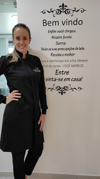 Foto 2 de Drª. Andréa Sobral | Dentista em Vitória