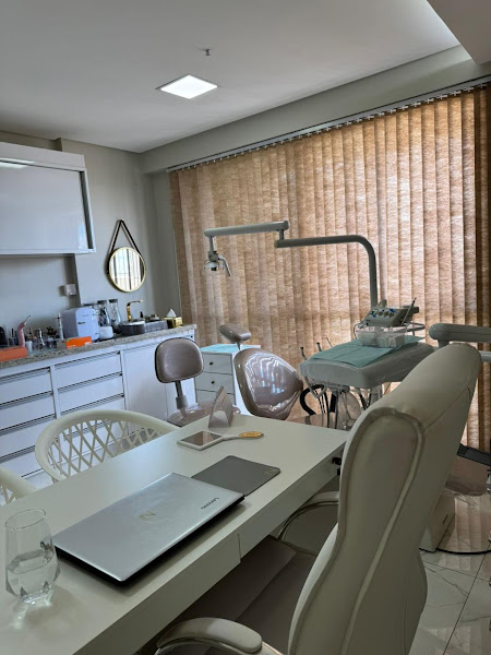 Foto 2 de Drª Anna Belkyza | Dentista | Goiânia e Aparecida de Goiânia | Ortodontia | Alinhadores | Ortopedia funcional dos maxilares