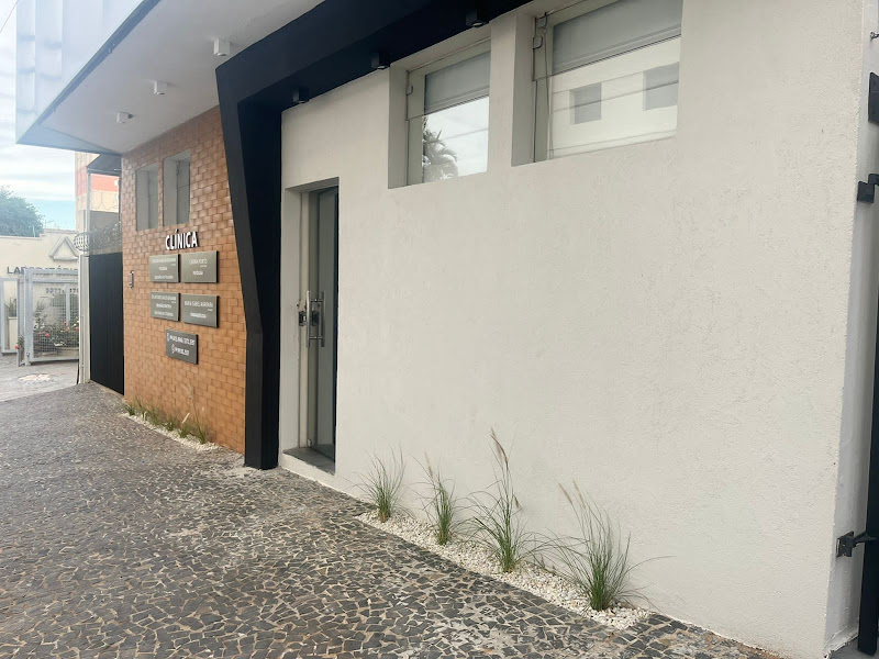 Foto 2 de Dr. Antonio Carlos Benjamim - Dentista