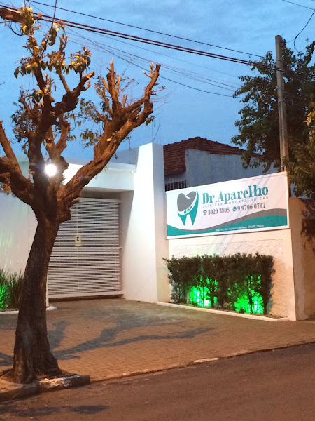 Foto 2 de Dr Aparelho Araraquara - Dentista: aparelho fixo, estético, restauração, limpeza, prótese, canal, clareamento Hapvida Metlife