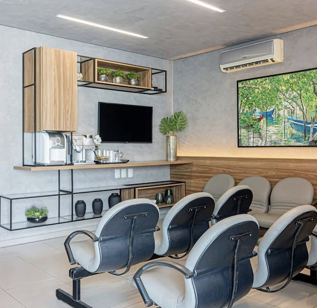 Foto 2 de Dr Arthur Alves - Implante Dentário - Lentes de Contato Dental - Facetas em Cerâmica e em Resina