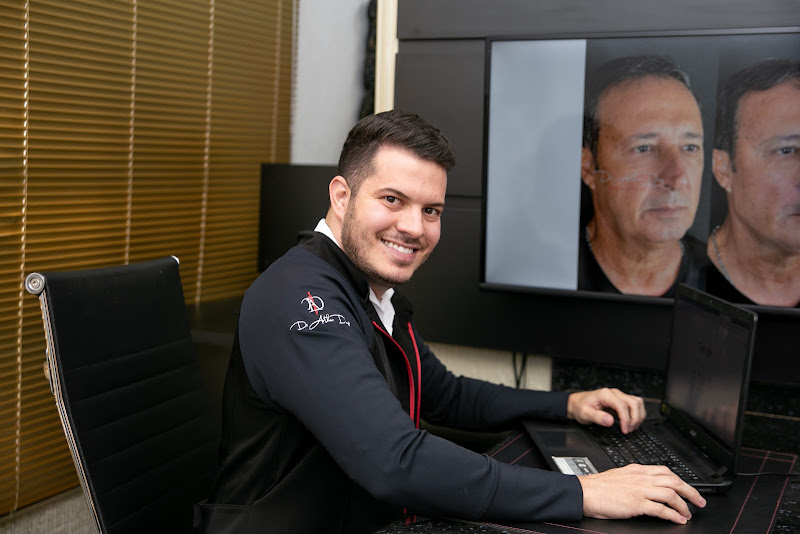 Foto 3 de Dr. Arthur Dias | Estética Facial e Dentária