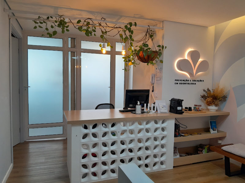 Foto 2 de Dr Ary de Souza Jr -Cirurgião Dentista