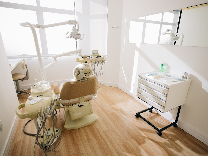 Foto 3 de Dr Ary de Souza Jr -Cirurgião Dentista