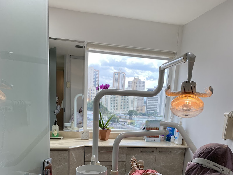 Foto 2 de Dr. Auriones Cardoso Davila Filho, Dentista