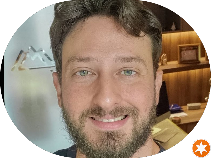 Foto 3 de Dr. Bernardo Rodrigues - Cirurgião Bucomaxilofacial