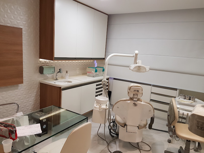 Foto 2 de Dr. BRAZ FERREIRA - Consultório Odontológico