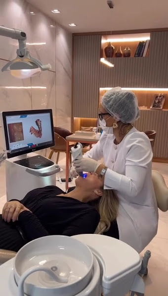 Foto 3 de Dr Breno Cruz Murta De Castro / Clínica Odontoffshore