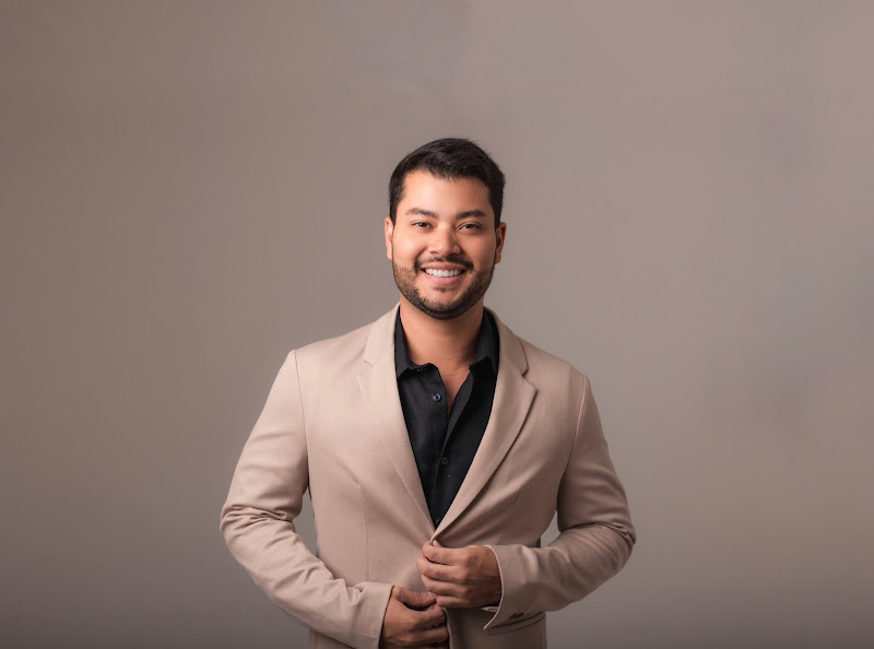 Foto 2 de Dr. Brian Fernandes - Estetica Orofacial