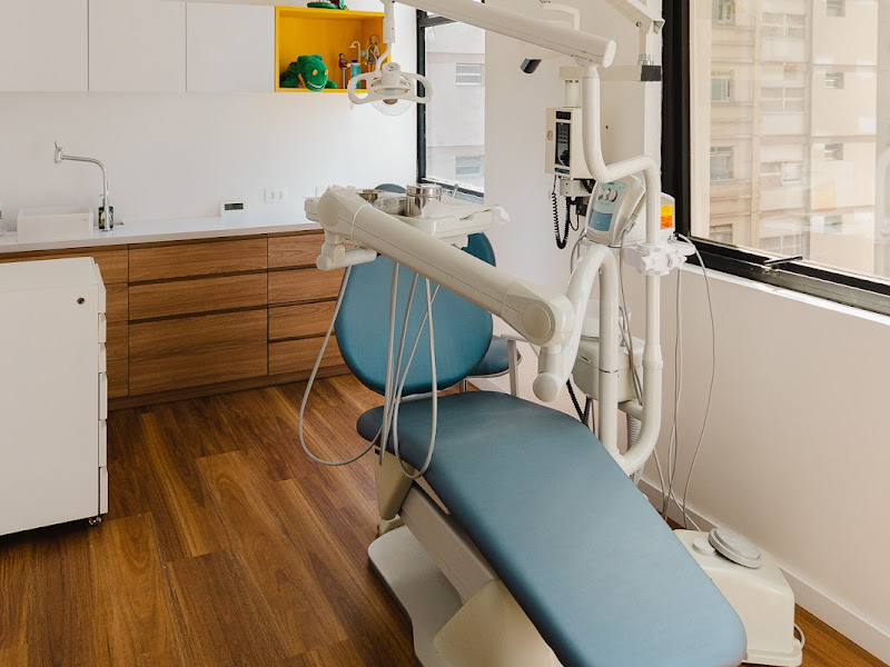 Foto 5 de Drª Camila Moraes - Dentista