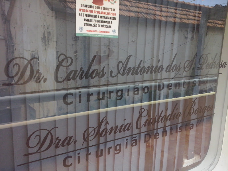 Foto 2 de Dr. Carlos Antônio dos S. Pedrosa - Cirurgião Dentista / Dra. Sônia Custódio Borges - Cirurgiã Dentista