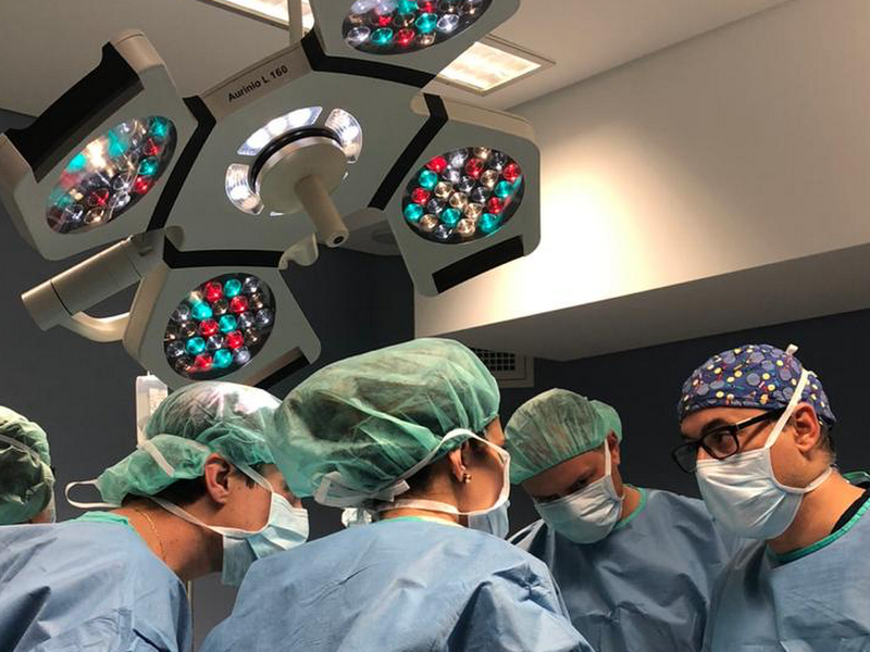 Foto de Dr. Carlos Araújo - Dentista BH - Implante dentário BH