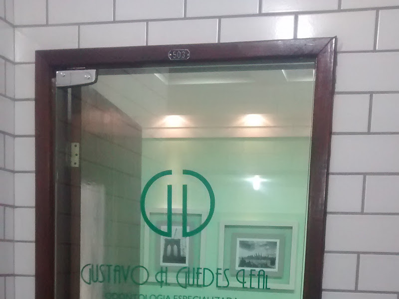 Foto 2 de Dr. Carlos Augusto Da Silva Guimarães