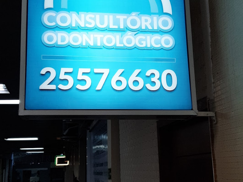 Foto 4 de Dr. Carlos Eduardo Lavander - Dentista em Laranjeiras