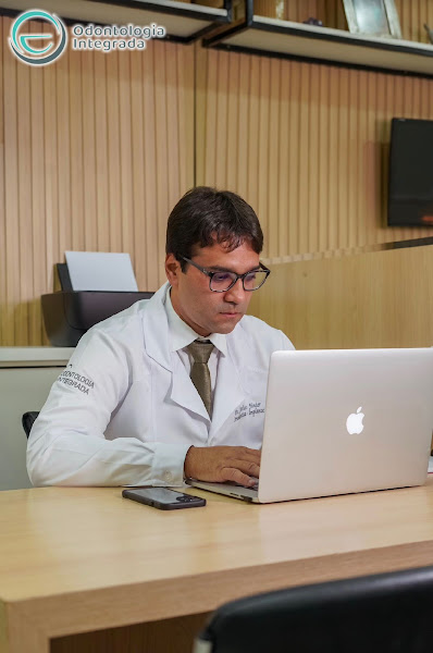 Foto 2 de Dr. Carlos Junior - Dentista