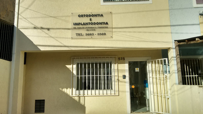 Foto 2 de Dr. Carlos Leonardo S. Vissentini