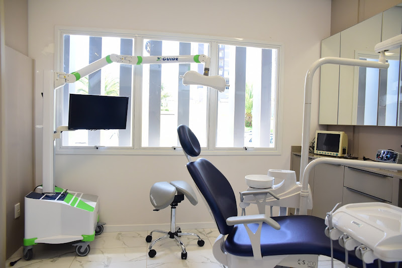 Foto 2 de Dr. Carlos Scherer | Cirurgião Dentista em Passo Fundo