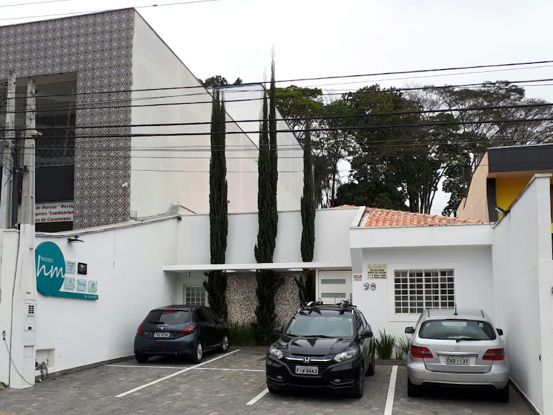 Foto de Drª Cátia R. Huk Sica