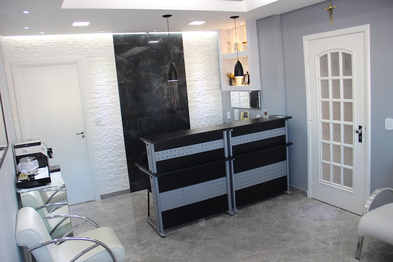 Foto 2 de Dr. César Renato Tavares