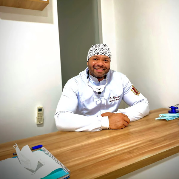 Foto 2 de Dr. Cicero Oliveira de Figueiredo - Dentista Juazeiro do Norte
