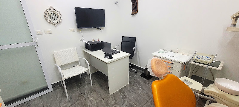 Foto 2 de Dr. Claudinei Rozinholli,Cirurgião Dentista em Indaiatuba-SP