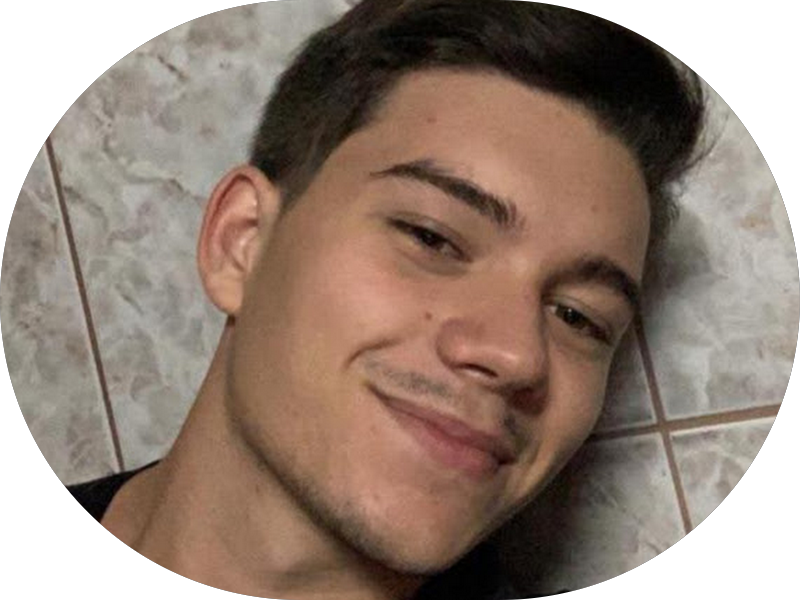 Foto 3 de Dr. Cristian Statkievicz e Dra. Nathália N. P. Fukushima Statkievicz - Cirurgia Buco Maxilo Facial e Implantes