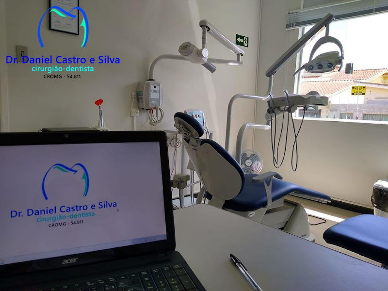 Foto 3 de Dr. Daniel Castro e Silva - Cirurgião Dentista