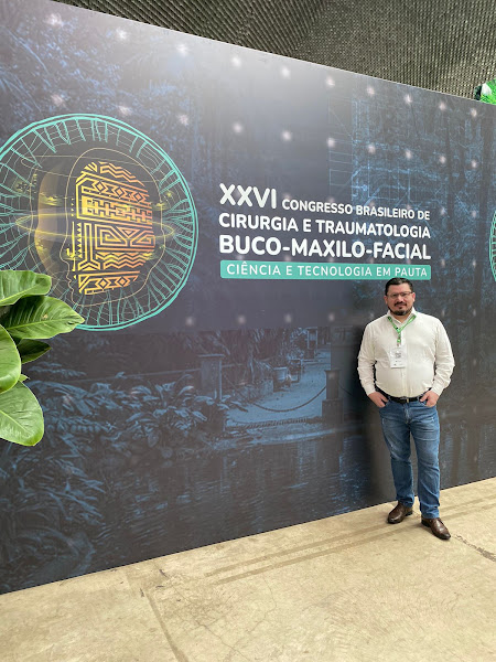 Foto 3 de Dr. Daniel Mazzochini | Cirurgião dentista bucomaxilofacial