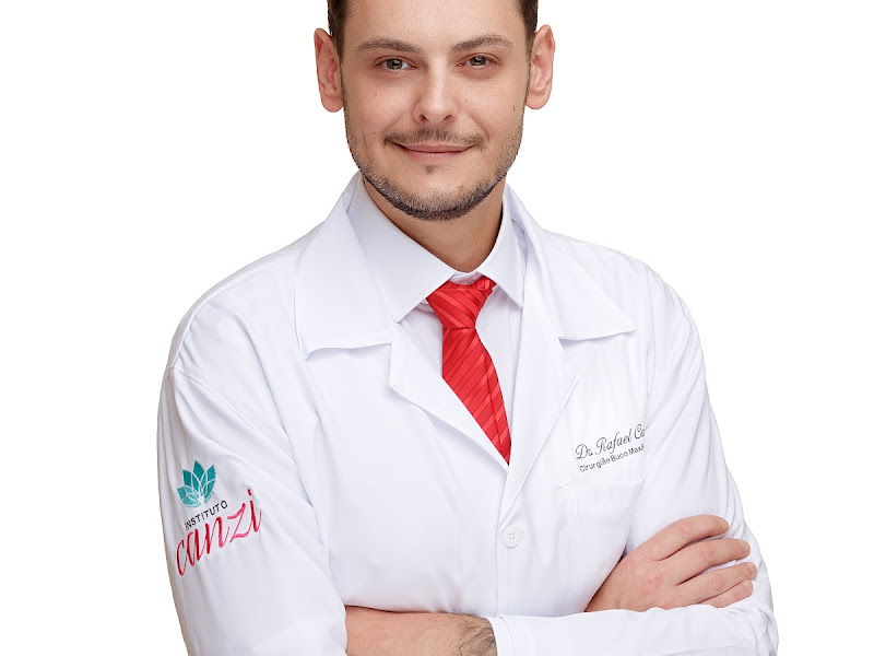 Foto 3 de Dr Daniel Negrelle - Cirurgia Buco-Maxilo-Facial