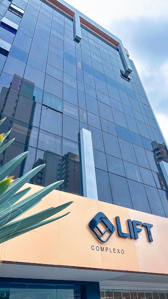 Foto 2 de Dr. Davi Pontes Transplante Capilar em Fortaleza