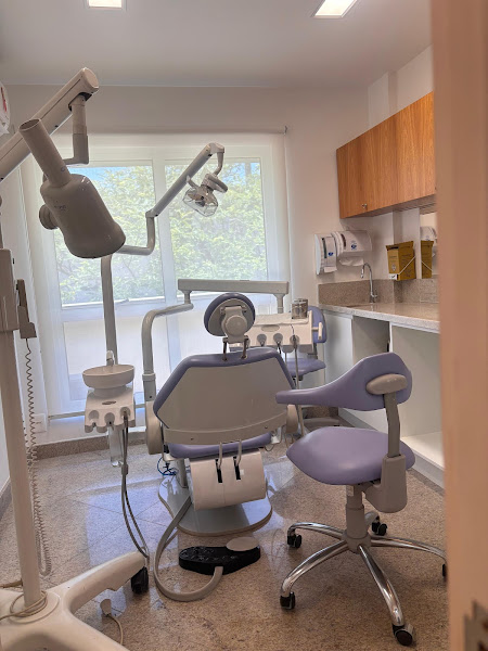 Foto 2 de Dr. Demétrio Caram