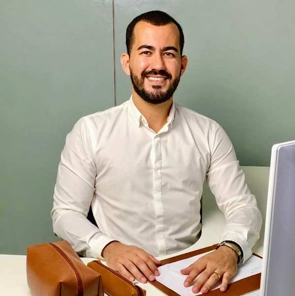 Foto 3 de Dr. Diogo Lopes - Endodontia & Implantodontia