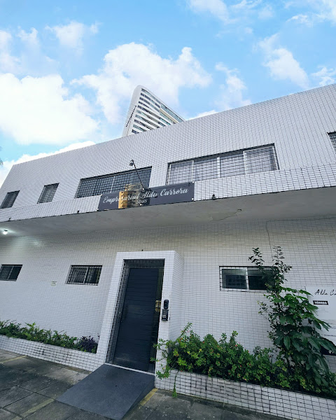 Foto 2 de Drº Douglas Lima - Dentista (Casa Amarela) - Urgência e Consulta Agendada