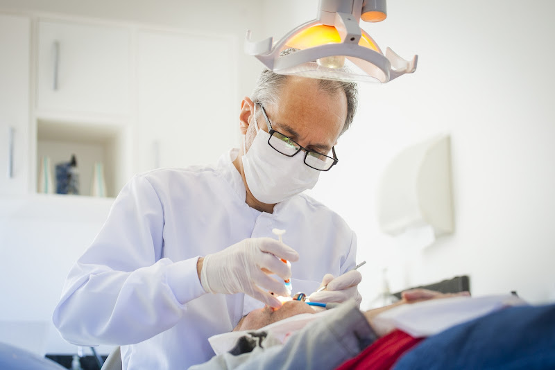 Foto 2 de Dr. Edson Vaccaro - Clínica Odontológica