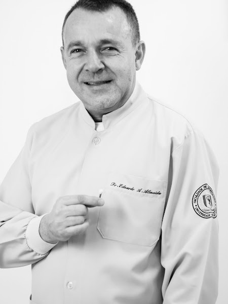 Foto 2 de Dr. Eduardo Alves De Almeida