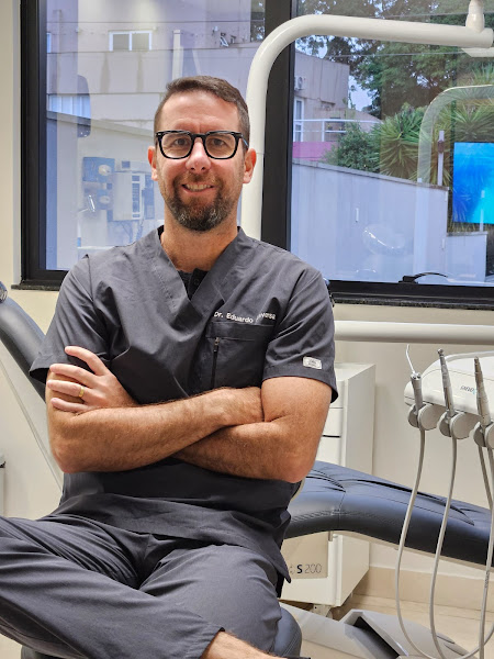 Foto 3 de Dr. Eduardo Anversa