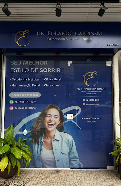 Foto 2 de Dr Eduardo Carpinski - Ortodontia & Harmonização