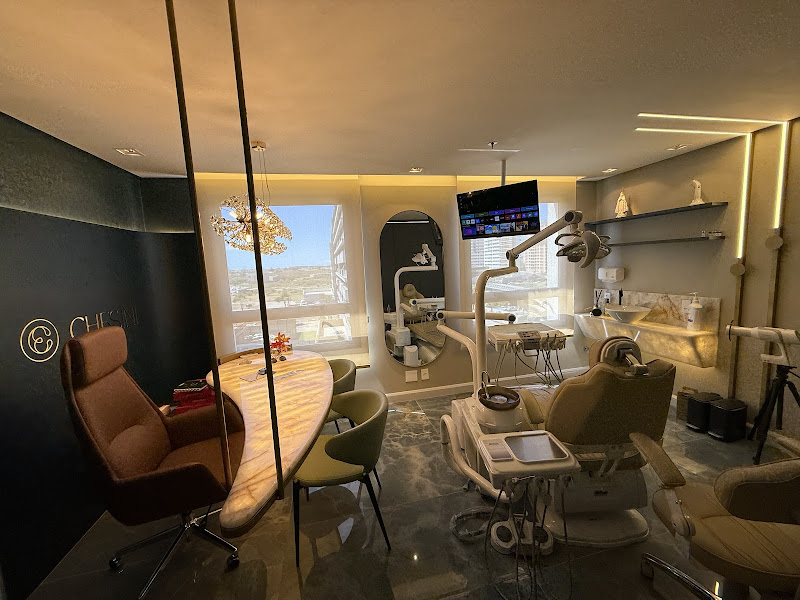 Foto 3 de Dr. Eduardo Chesini | Odontologia e Estética Facial em Pelotas