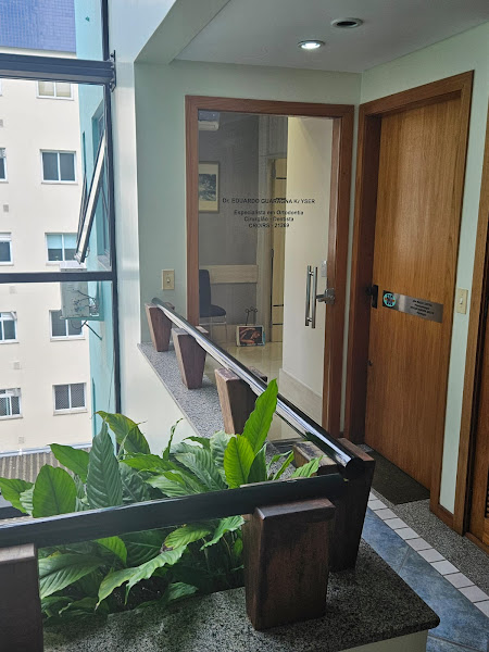 Foto 3 de Dr. Eduardo Kayser - Cirurgião-Dentista