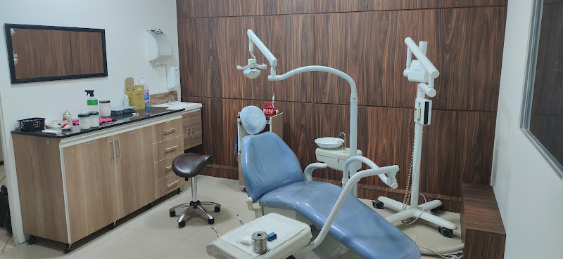 Foto 3 de Dr. Eduardo Magalhaes Cirurgiao Dentista