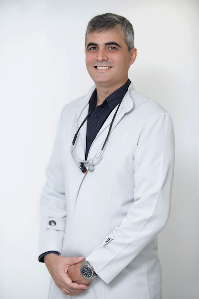 Foto 2 de Dr. Eduardo Melo