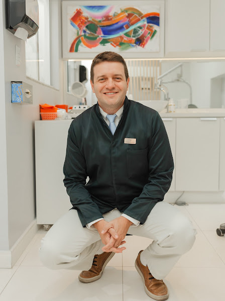 Foto 2 de Dr Eduardo Paulitsch | Periodontia