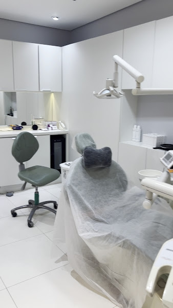 Foto 3 de Dr Eduardo Paulitsch | Periodontia