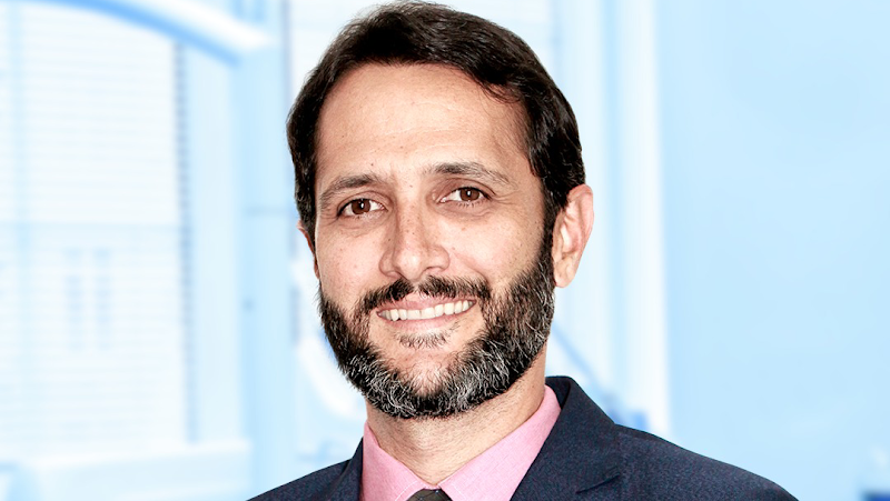 Foto de Dr. Elias Carlos Davila Jr - Cirurgia Buco Maxilo Facial - Jequié Bahia